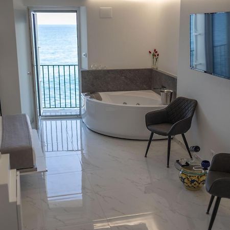 U Scrusciu D'U Mari Luxury Suite Cefalu Exterior photo