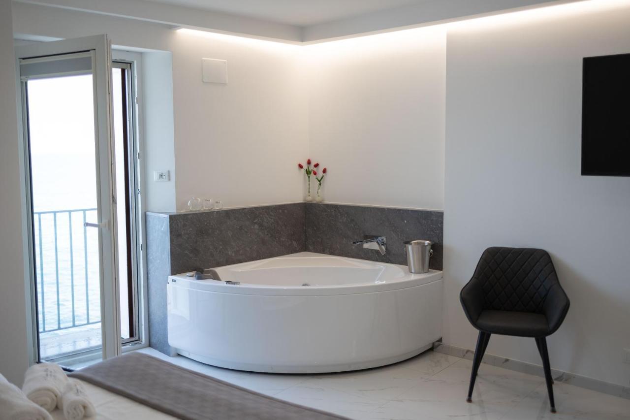 U Scrusciu D'U Mari Luxury Suite Cefalu Exterior photo